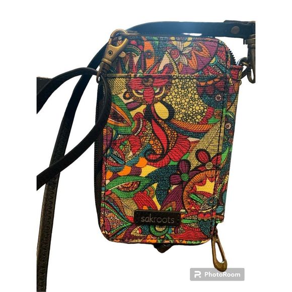 Sakroots Smartphone Crossbody Wristlet Phone Case Wallet - Picture 3 of 6